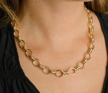 Load image into Gallery viewer, Forza Pedant Necklace