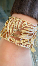 Load image into Gallery viewer, Palm Leaves Cuff