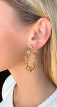 Load image into Gallery viewer, Orchid Hoops
